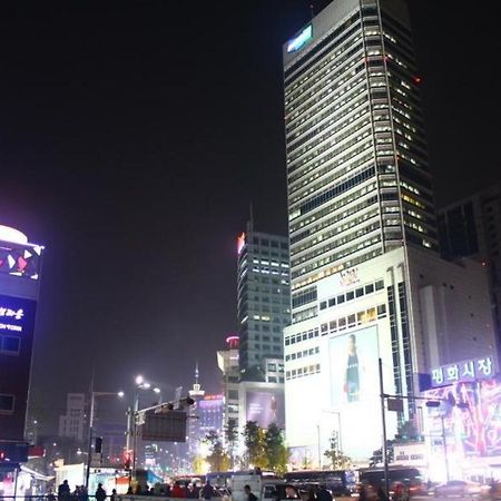 Plan A Hostel in Dongdaemun Seoel Buitenkant foto
