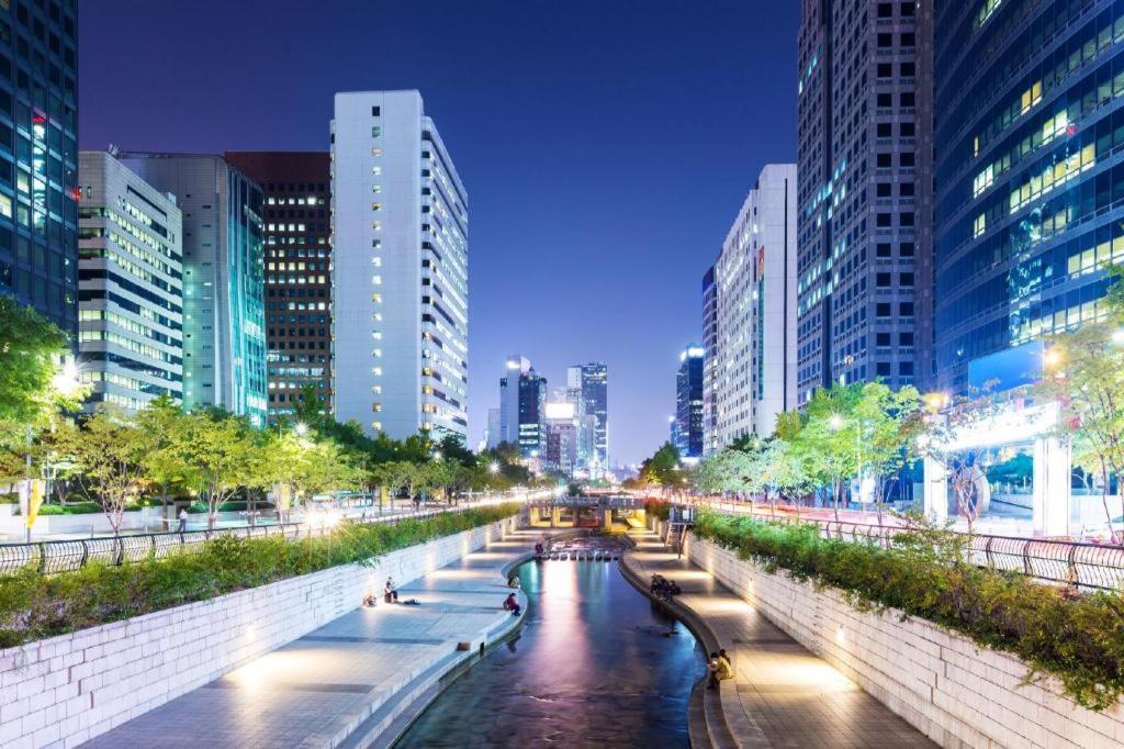 Plan A Hostel in Dongdaemun Seoel Buitenkant foto
