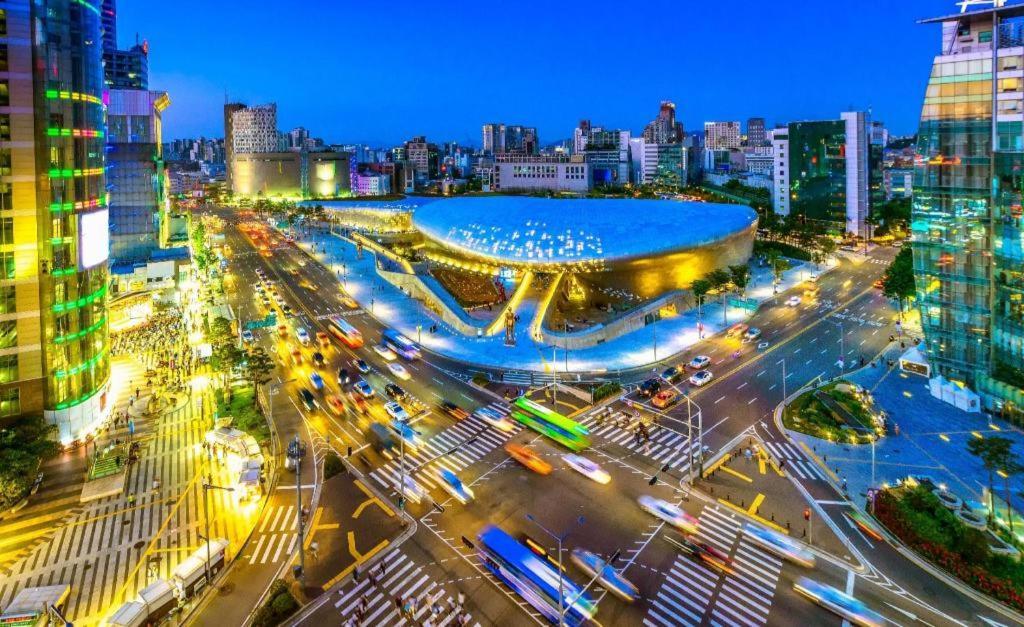 Plan A Hostel in Dongdaemun Seoel Buitenkant foto