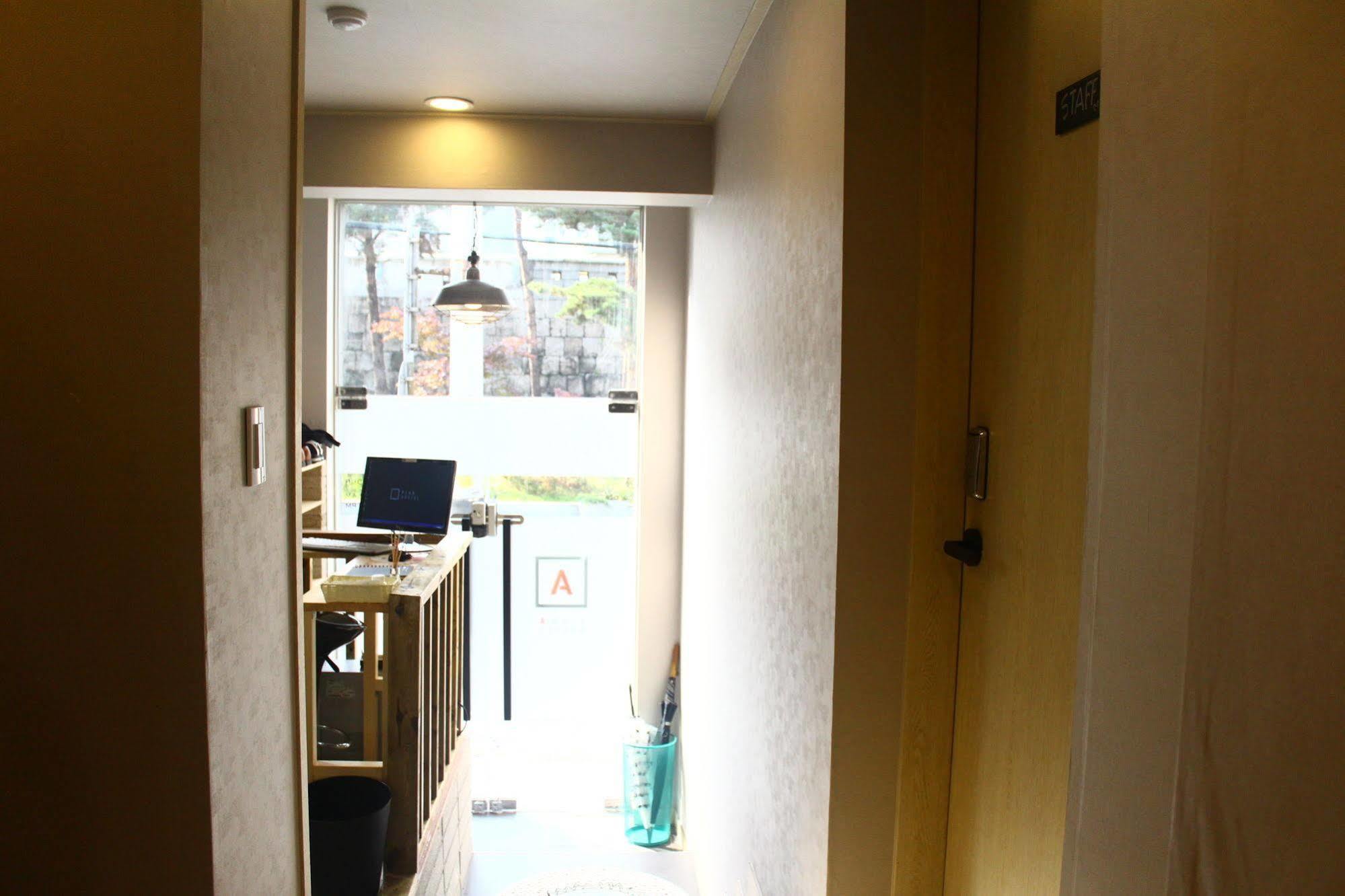 Plan A Hostel in Dongdaemun Seoel Buitenkant foto